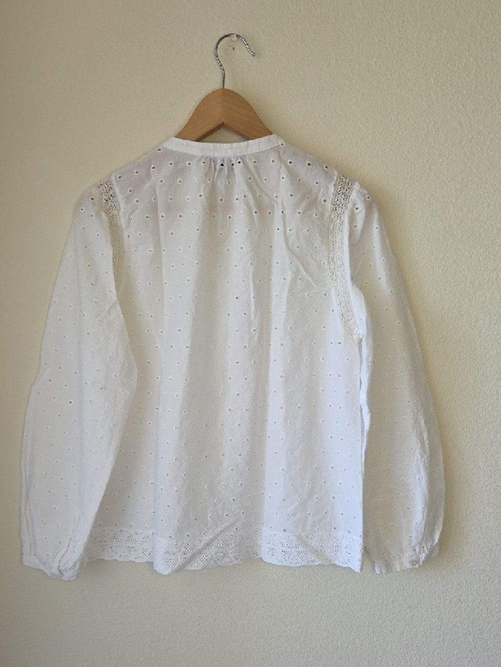 J. Crew White Eyelet Lace Trim Button Front Blouse 100% Cotton Sz 12 - Picture 7 of 13